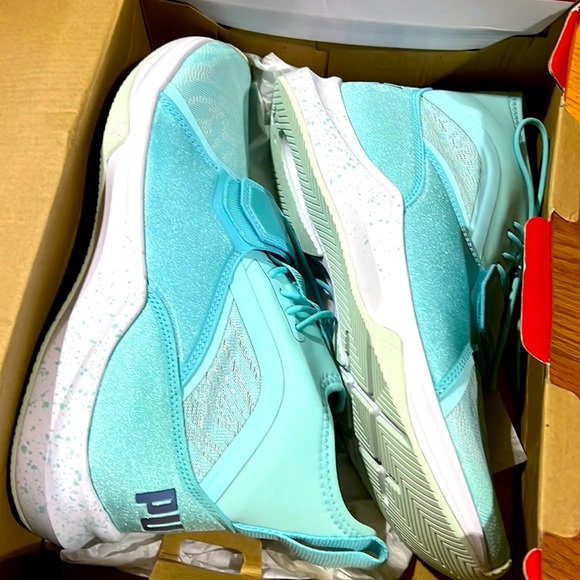 New with damaged box-Women Oceannaire Island Paradise-Blue and White - Picture 1 of 4